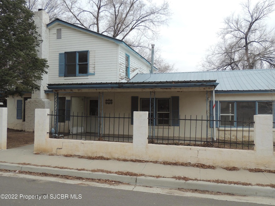 649 W Douglas Street