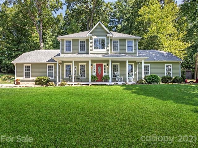 19 Golden Ln, Leicester, NC 28748 - photo 1