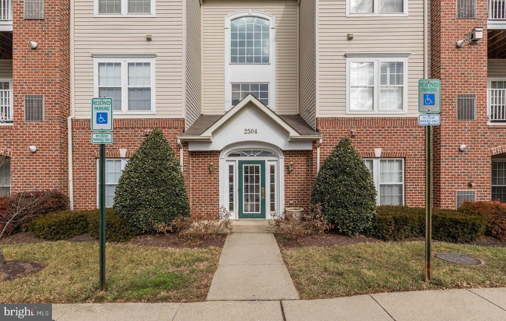 2504 Amber Orchard Ct W unit U302, Odenton, MD 21113 - photo 1