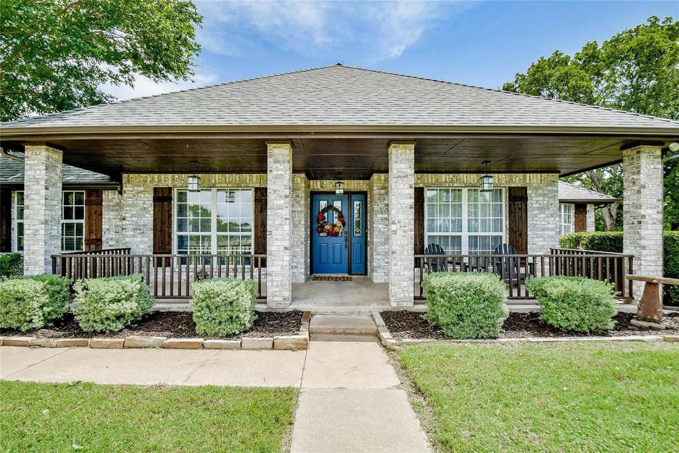 4421 Halo Ct, Granbury, TX 76049 - photo 1