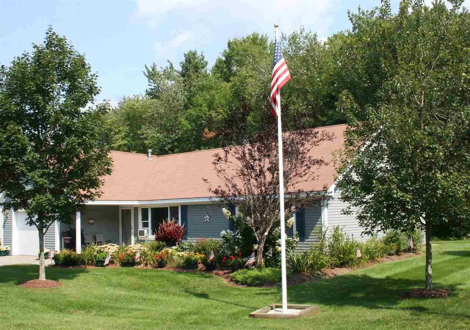 313 Meetinghouse Way, Pembroke, NH 03275 - photo 1