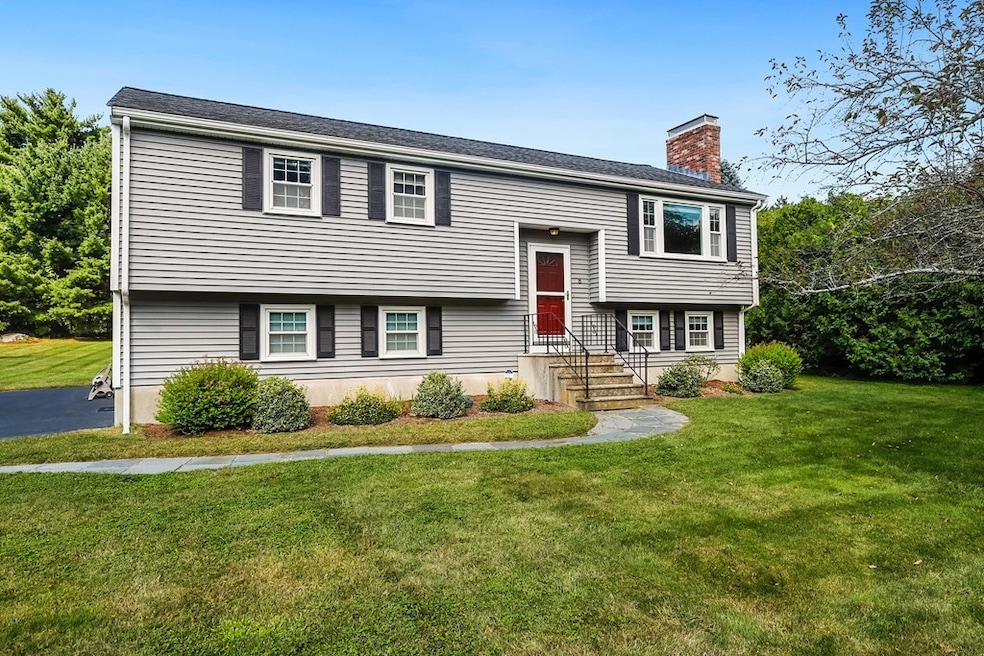 8 Juniper Brook Rd, Northborough, MA 01532 - photo 1