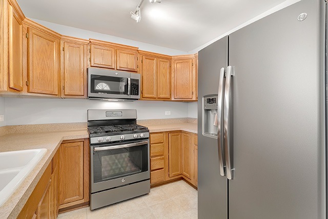 1267 Rhodes Ln unit 1307, Naperville, IL 60540 - photo 1