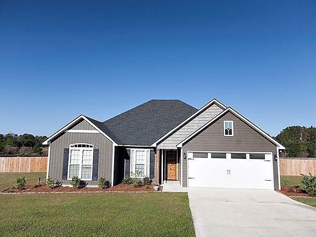 211 Bailey Cir, Thomasville, GA 31757 - photo 1