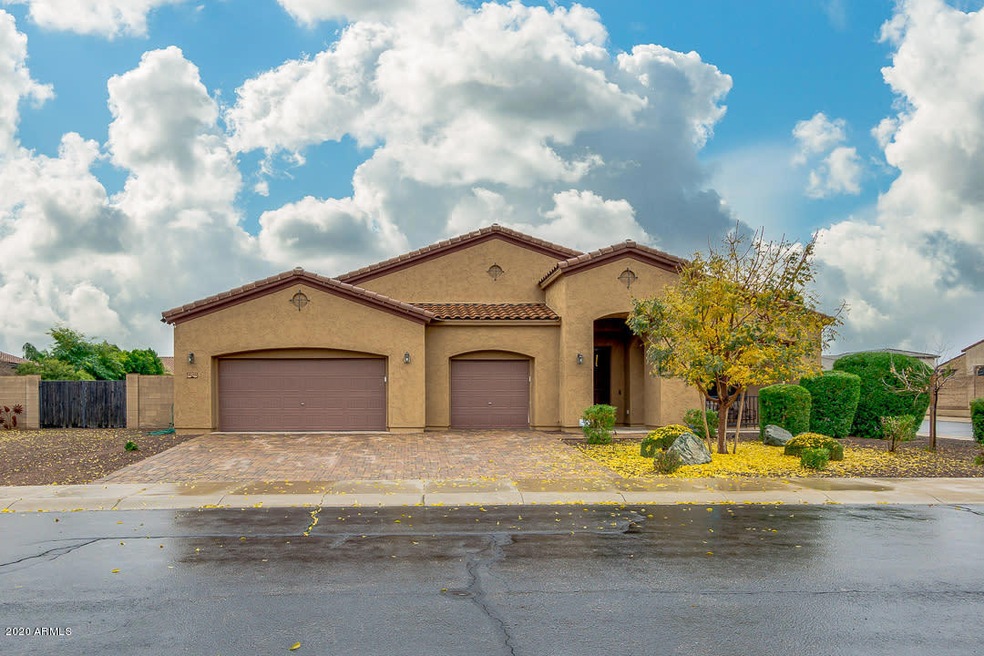 Listing_352170_Photo_1
