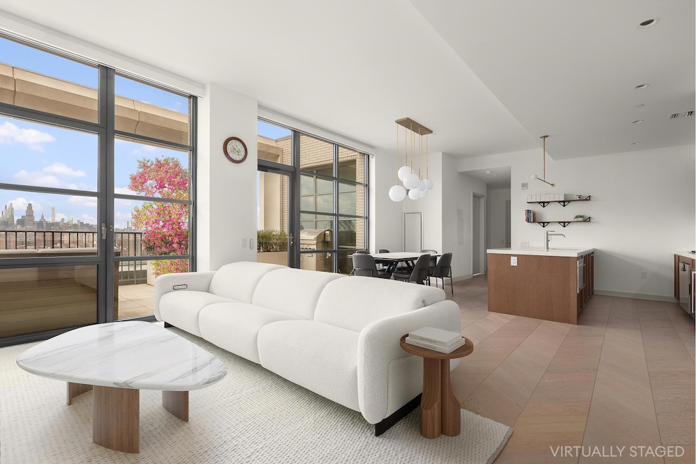 For Sale $4,595,000 • Co-Listing Agent
