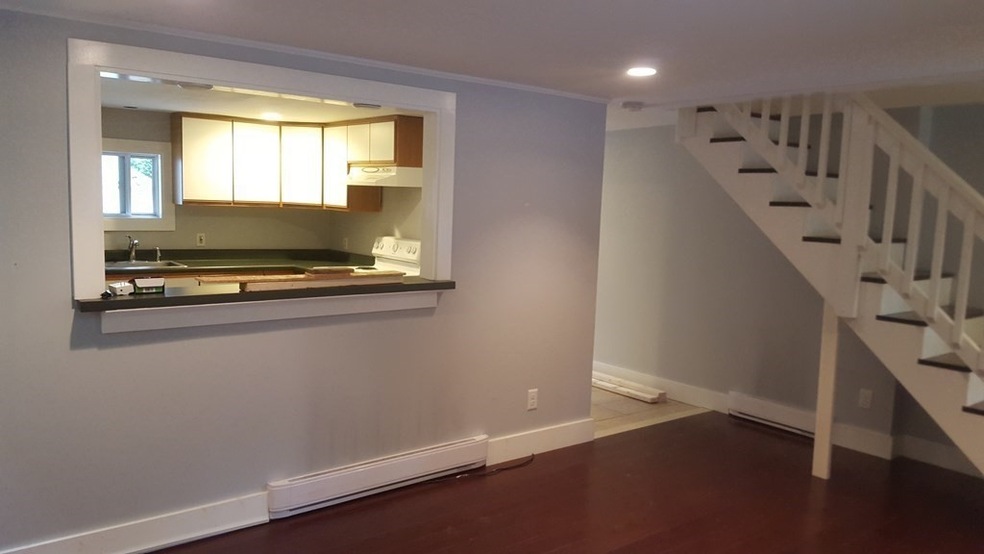 10 Elm St unit R, Hanover, MA 02339 - photo 1