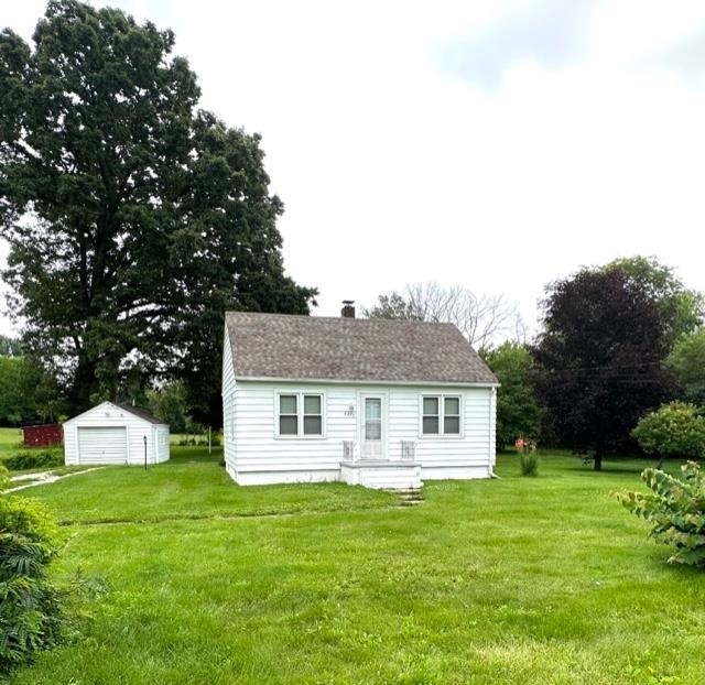 2373 Utley Rd, Flint, MI 48532 - photo 1