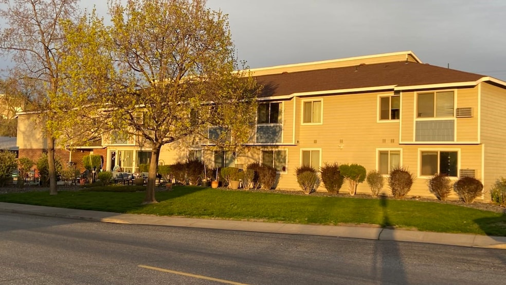 1403 Meade Ave, Prosser, WA 99350 - photo 1