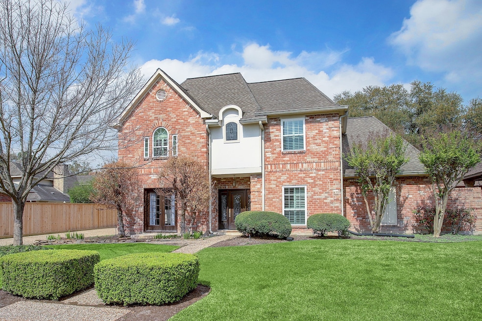 22 Hickory Shadows Dr, Houston, TX 77055 - photo 1