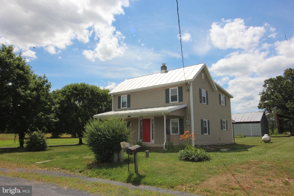 223 Frogtown Ln, Edinburg, VA 22824 - photo 1