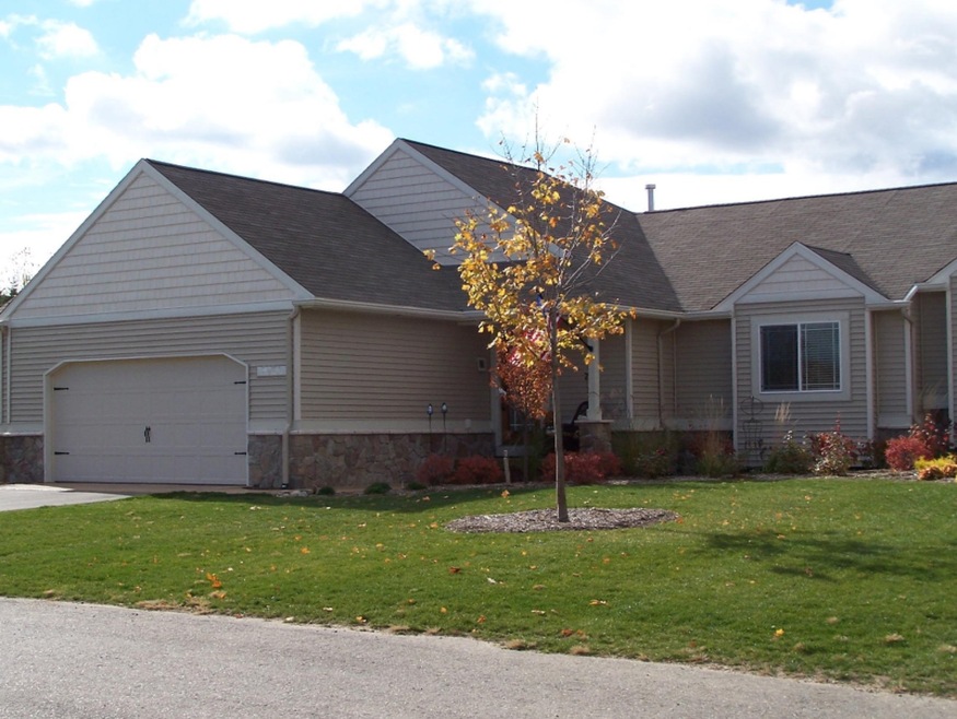 7367 Tularosa Dr SW unit 37, Byron Center, MI 49315 - photo 1