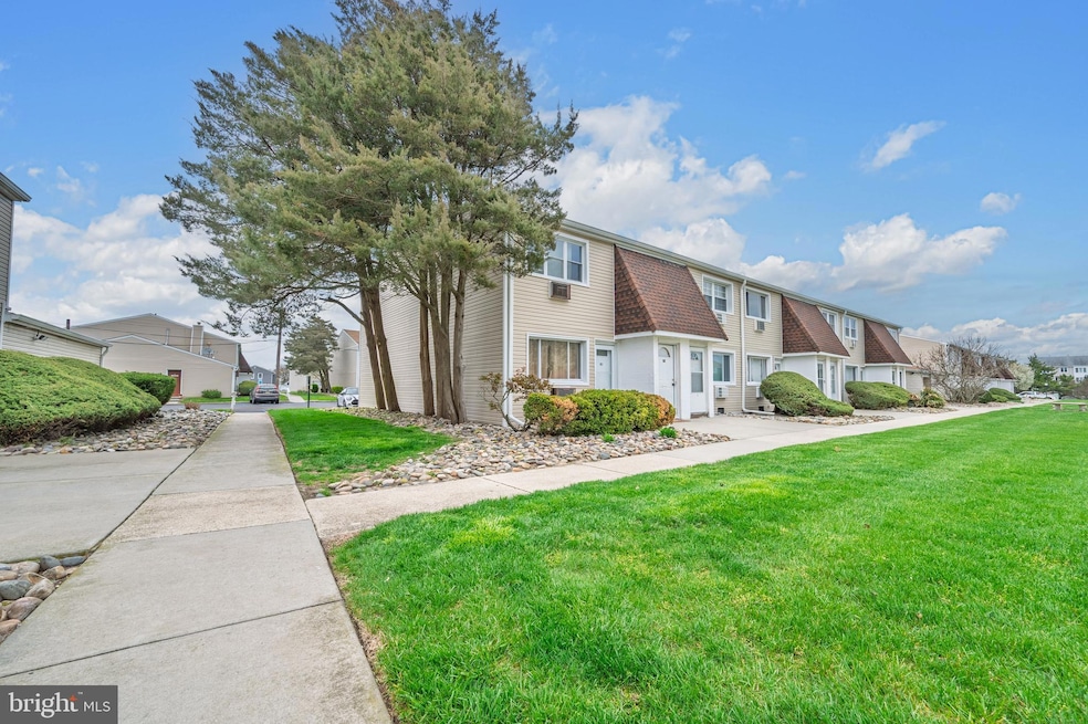 Sold $242,000 • Co-Listing Agent