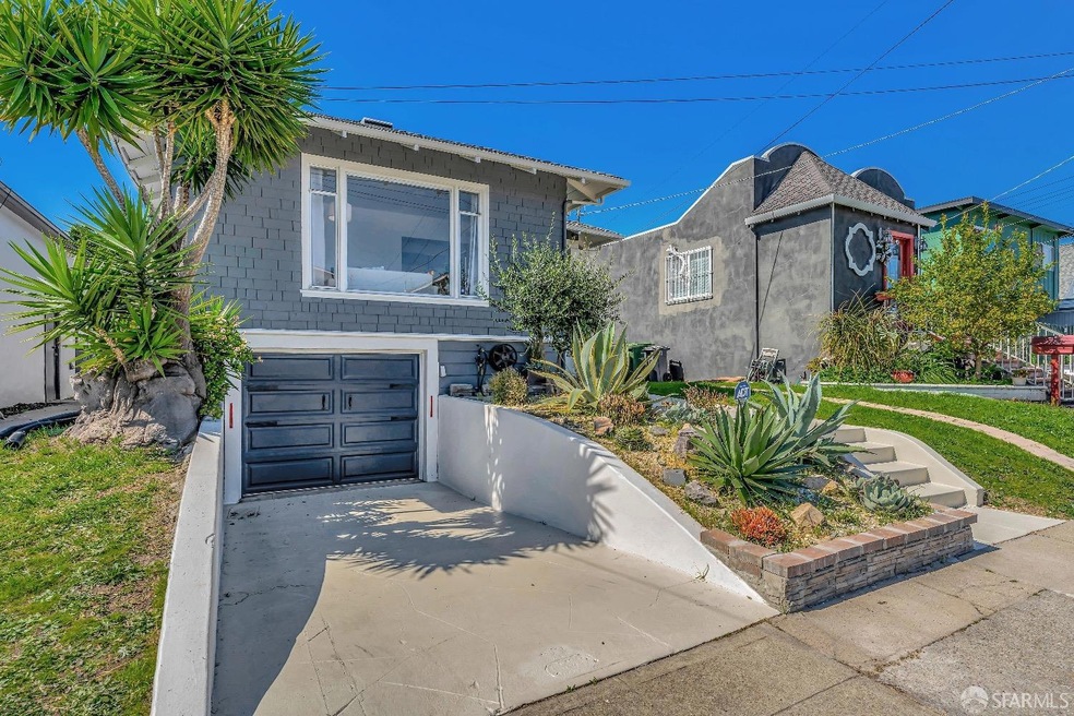 2814 Mathews St, Berkeley, CA 94702 - photo 1