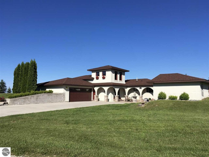 8514 E Lincoln Rd, Cedar, MI 49621 - photo 1