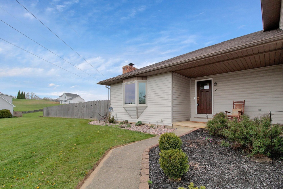 321 Mae St, Logan, OH 43138 - photo 1