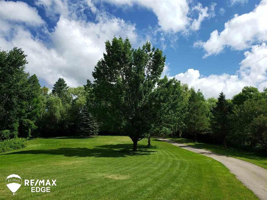 5687 W Oregon Rd, Lapeer, MI 48446 - photo 1