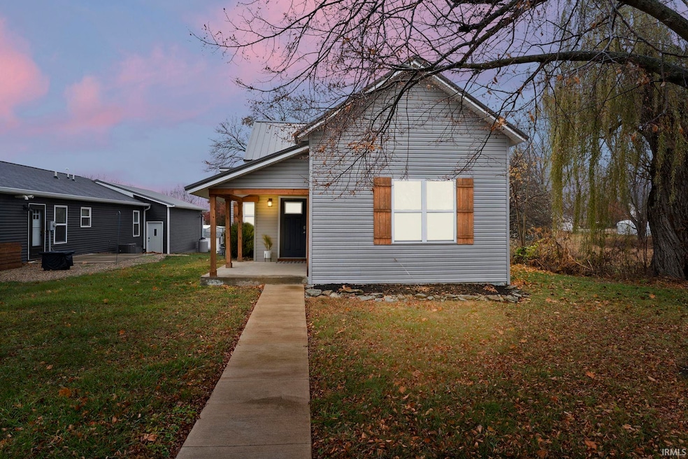 907 N Main St, Warren, IN 46792 - photo 1