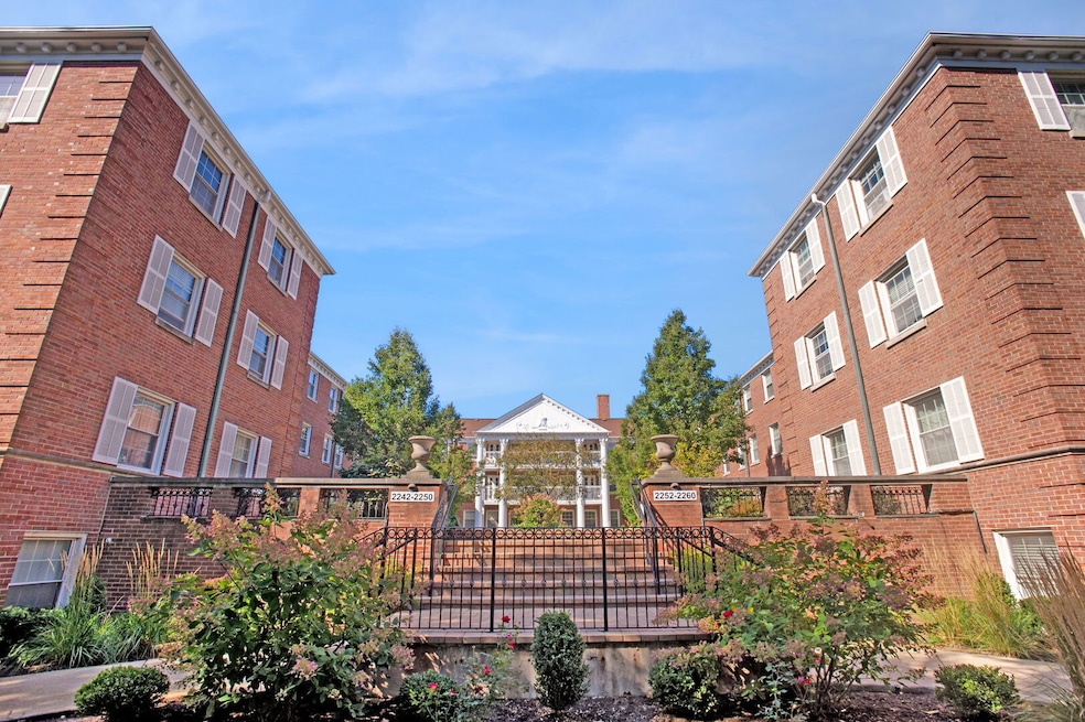 Beautiful courtyard!