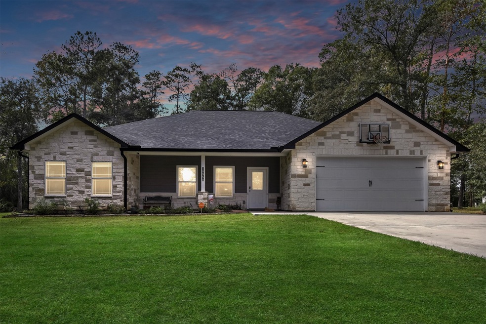 10950 N Woods, Cleveland, TX 77328 - photo 1