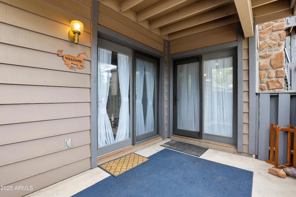 Covered Patio (1)