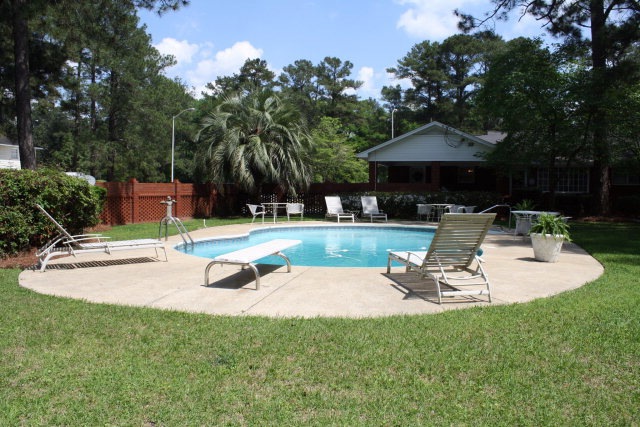 1726 Dawson Rd, Albany, GA 31707 - photo 1