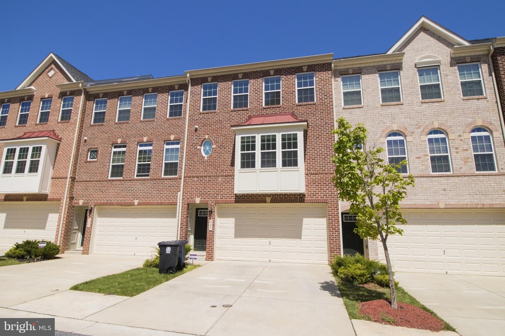 927 Hall Station Dr, Bowie, MD 20721 - photo 1