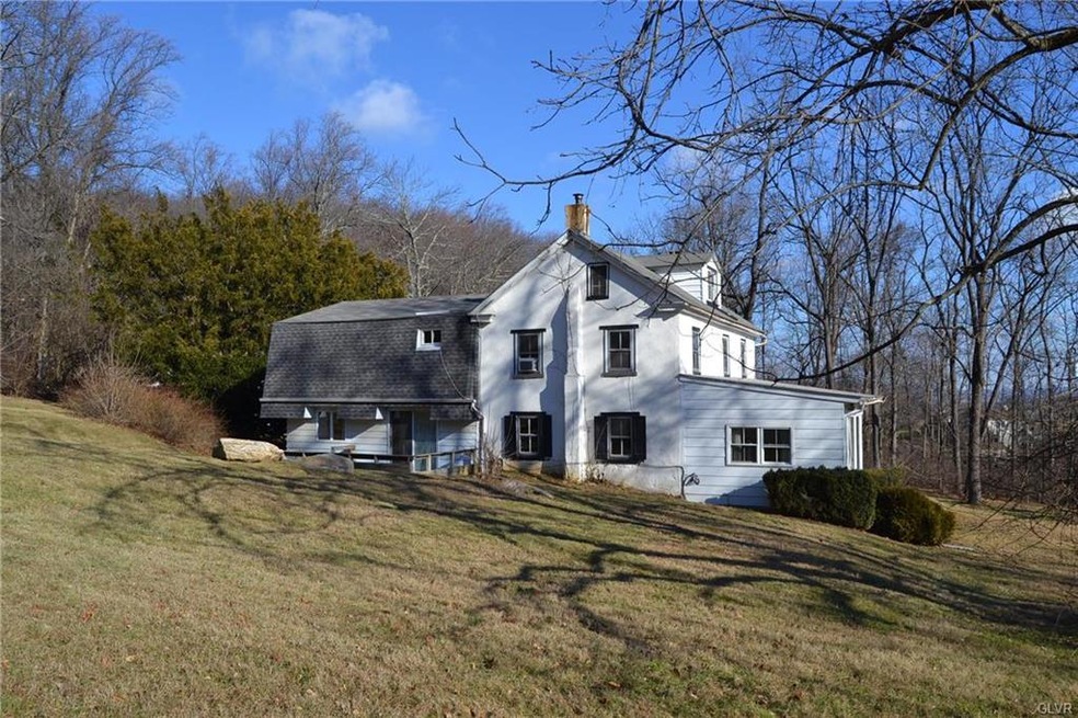 40 Wheeler Ln, Bally, PA 19503 - photo 1