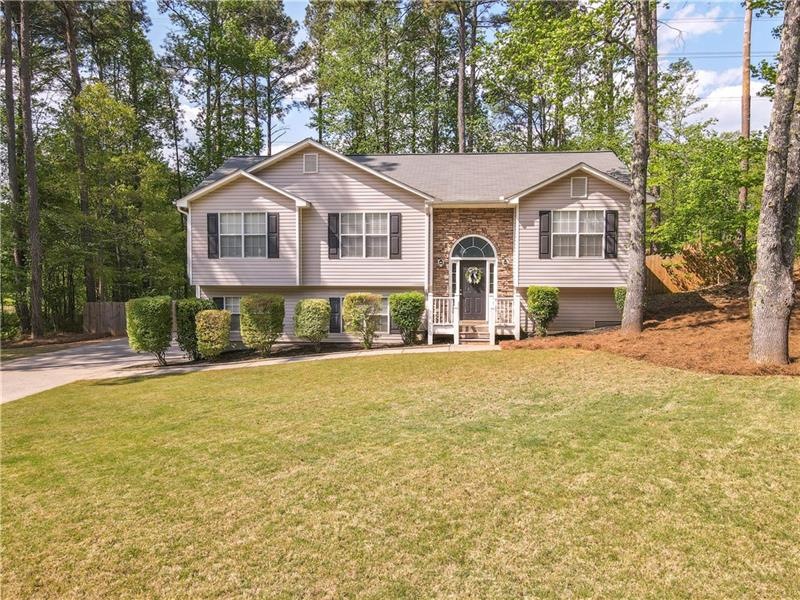 104 Battle Gate Ln, Dallas, GA 30157 - photo 1