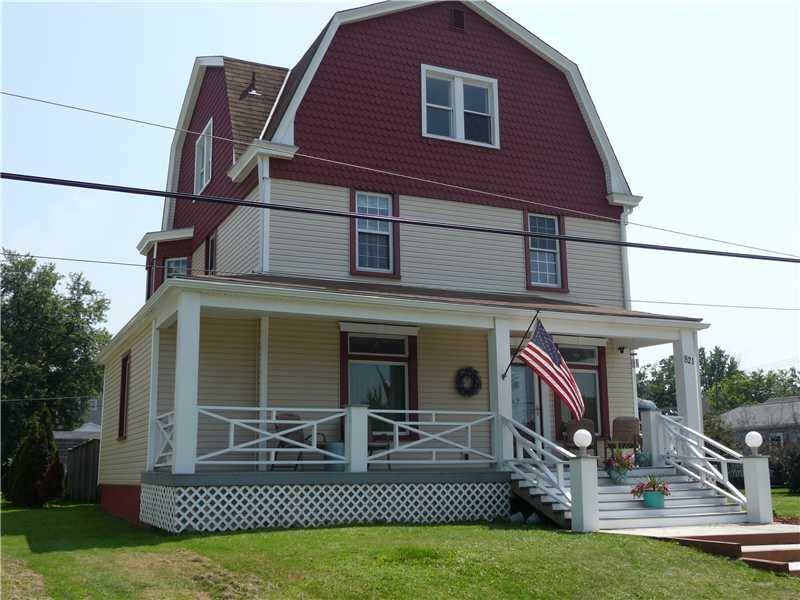 Exterior Front.
