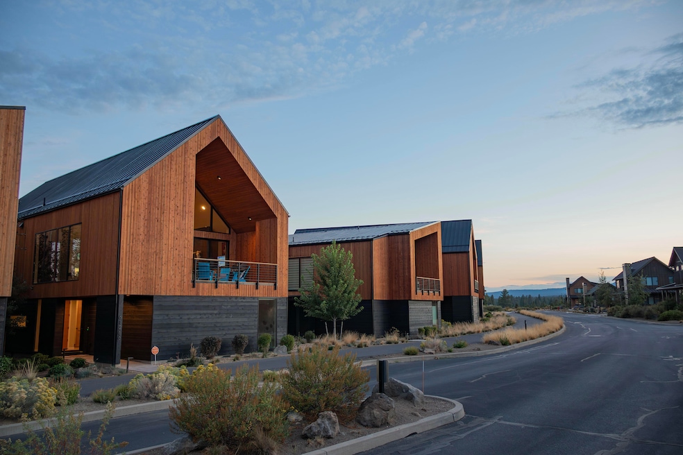 61266 Meeks Trail, Bend, OR 97702 - photo 1