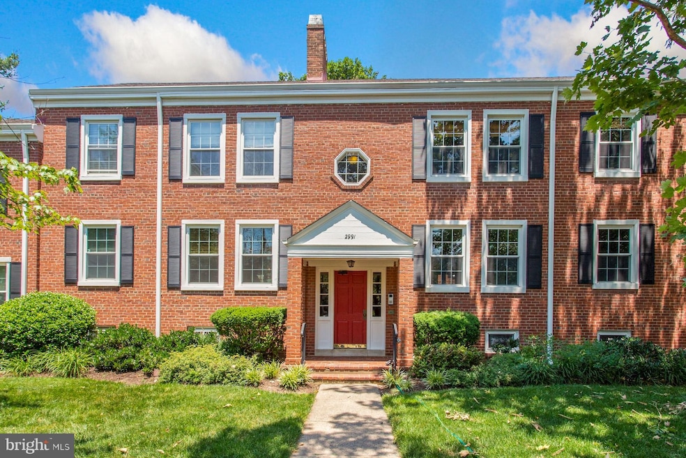 2991 S Columbus St unit A1, Arlington, VA 22206 - photo 1