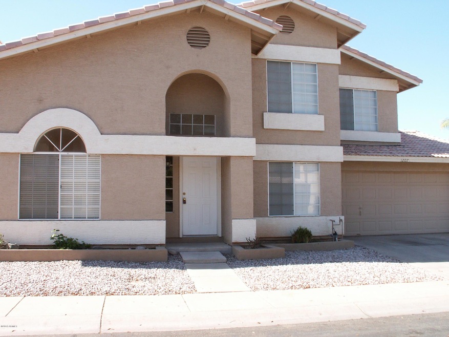 1207 E Hearne Way, Gilbert, AZ 85234 - photo 1