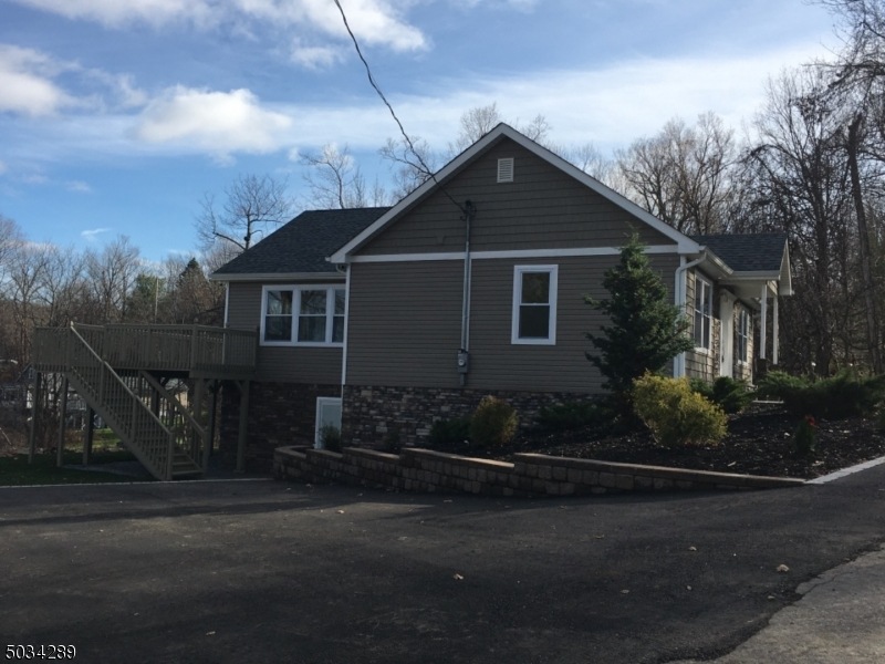 6 Elm St E, Highland Lakes, NJ 07422 - photo 1