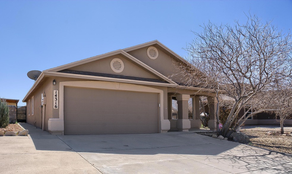 14316 Desert Sky Dr, Horizon City, TX 79928 - photo 1