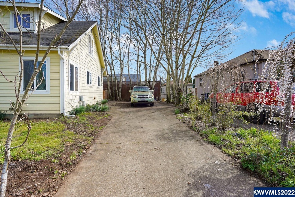 2030 University St SE, Salem, OR 97302 - photo 1