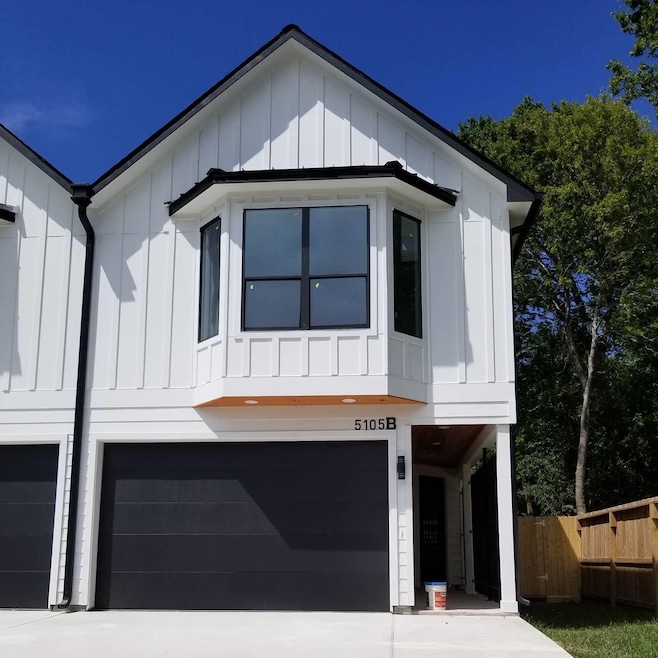 5105 Briscoe St unit B, Houston, TX 77033 - photo 1