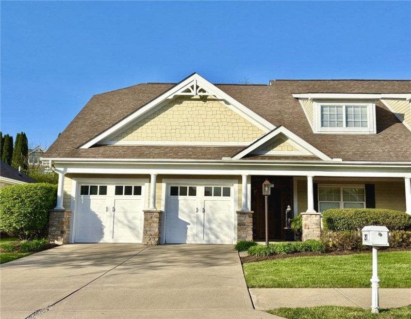 COVERED FRONT PORCH