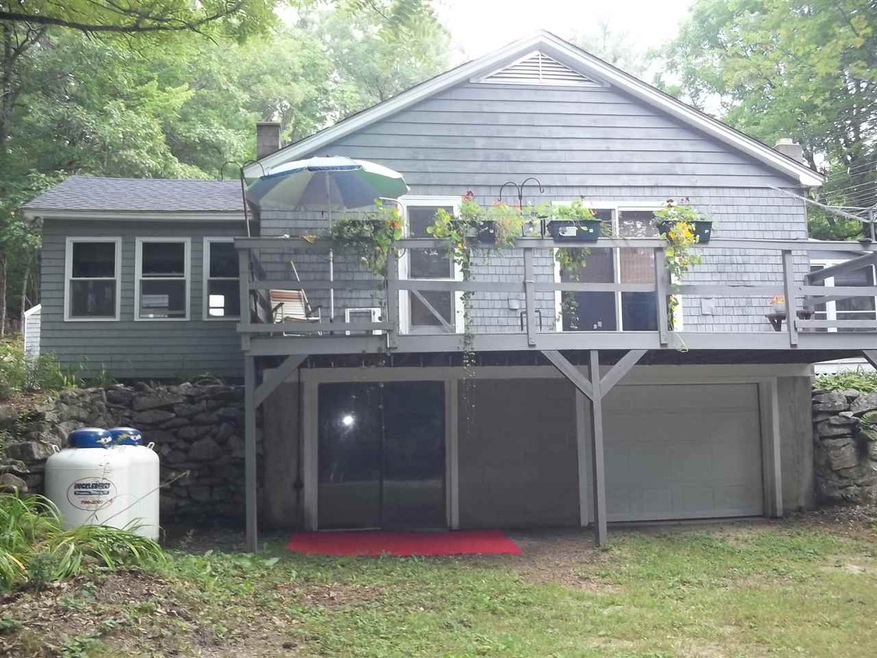 1091 Pleasant St, Webster, NH 03303 - photo 1