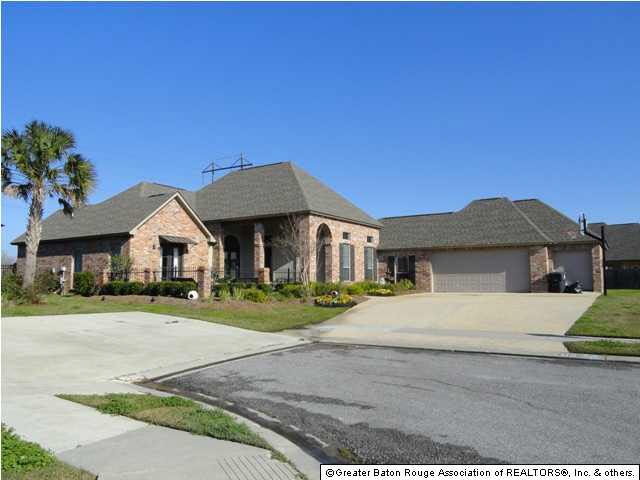 Sprawling Acadian Home