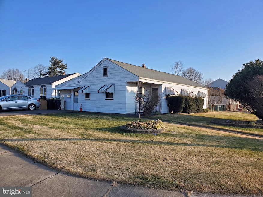 811 Centerville Rd, Wilmington, DE 19804 - photo 1