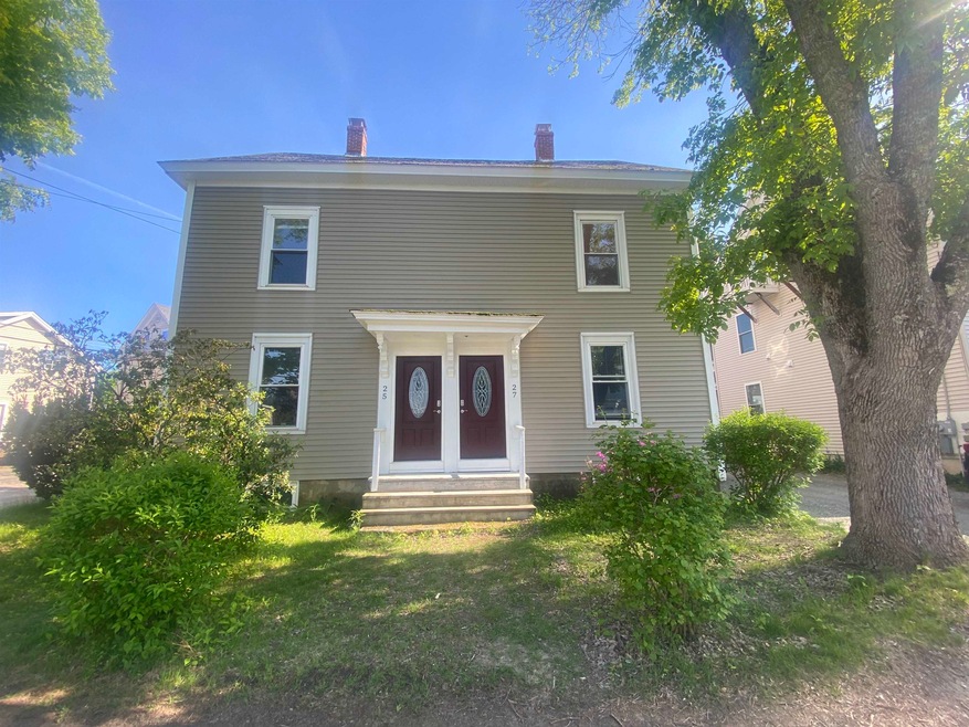 25 Elm St unit B, Newmarket, NH 03857 - photo 1