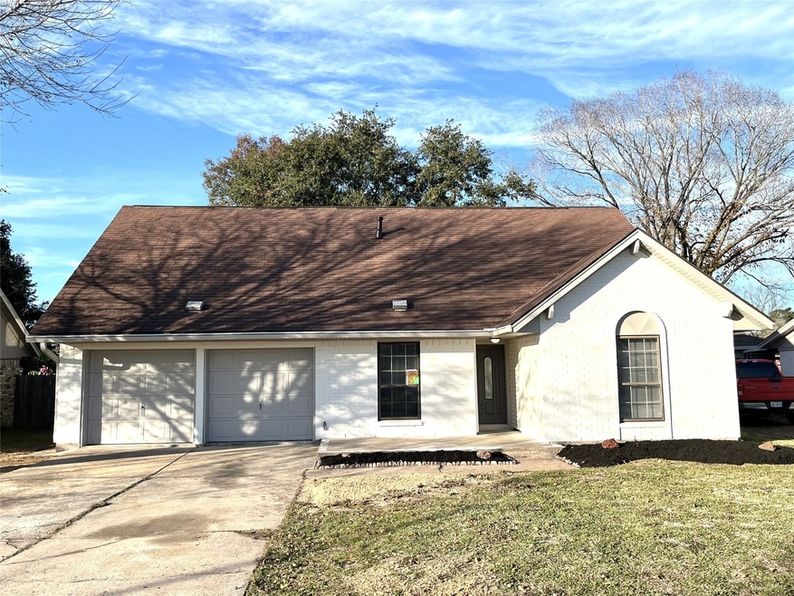 11431 Kirkvalley Dr, Houston, TX 77089 - photo 1