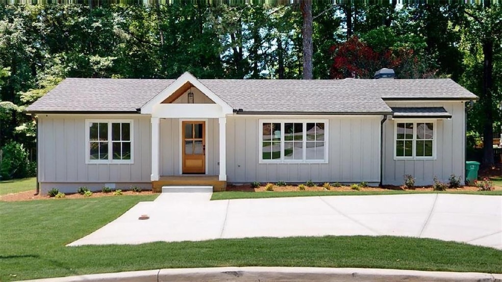 2662 Hickory Hill Dr SE, Smyrna, GA 30080 - photo 1