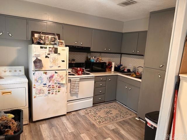 2103 Tyler St, Conway, AR 72034 - photo 1