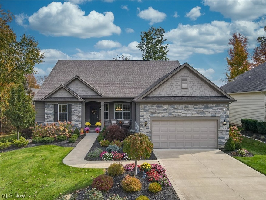 160 Brighton Dr, Aurora, OH 44202 - photo 1