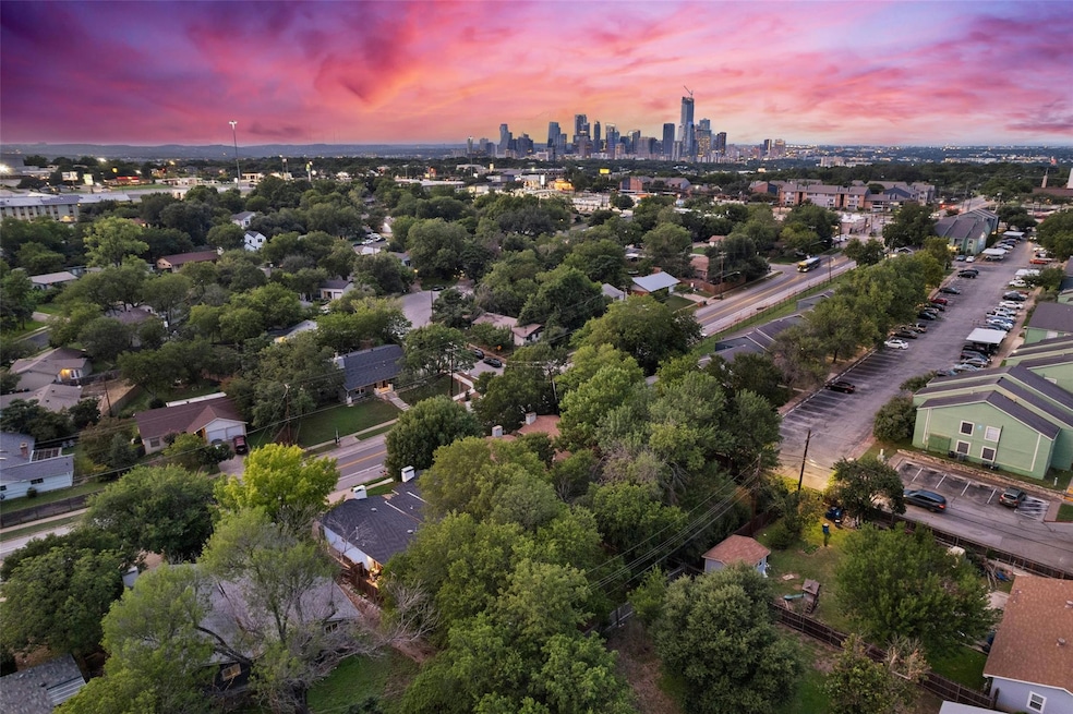 Bird's eye view of city skyline