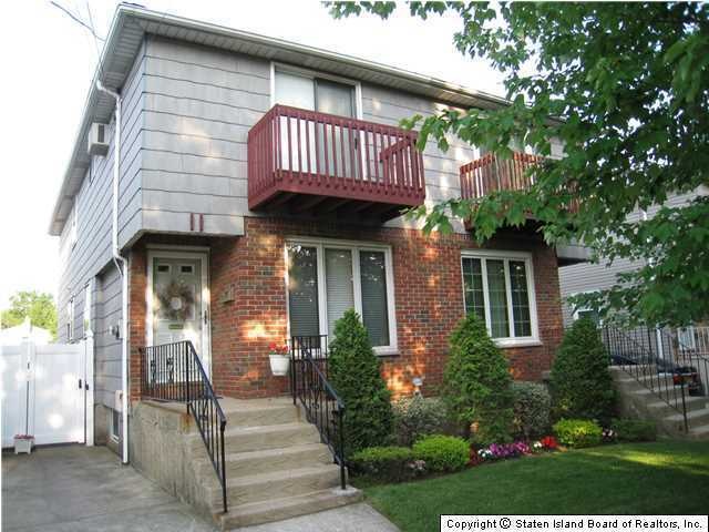 11 Echo Place, Staten Island, NY 10314 - photo 1