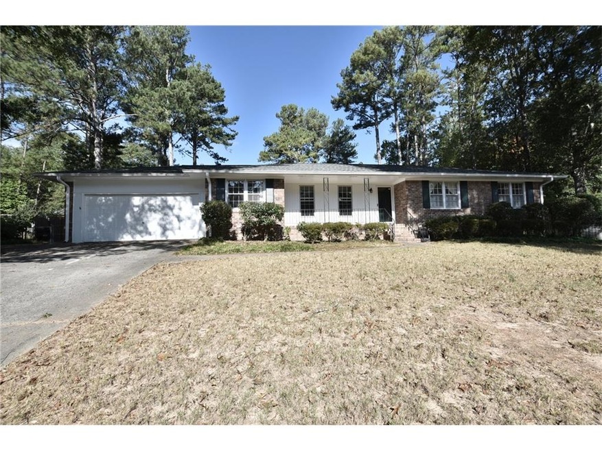 660 Hillandale Cir SW, Marietta, GA 30064 - photo 1