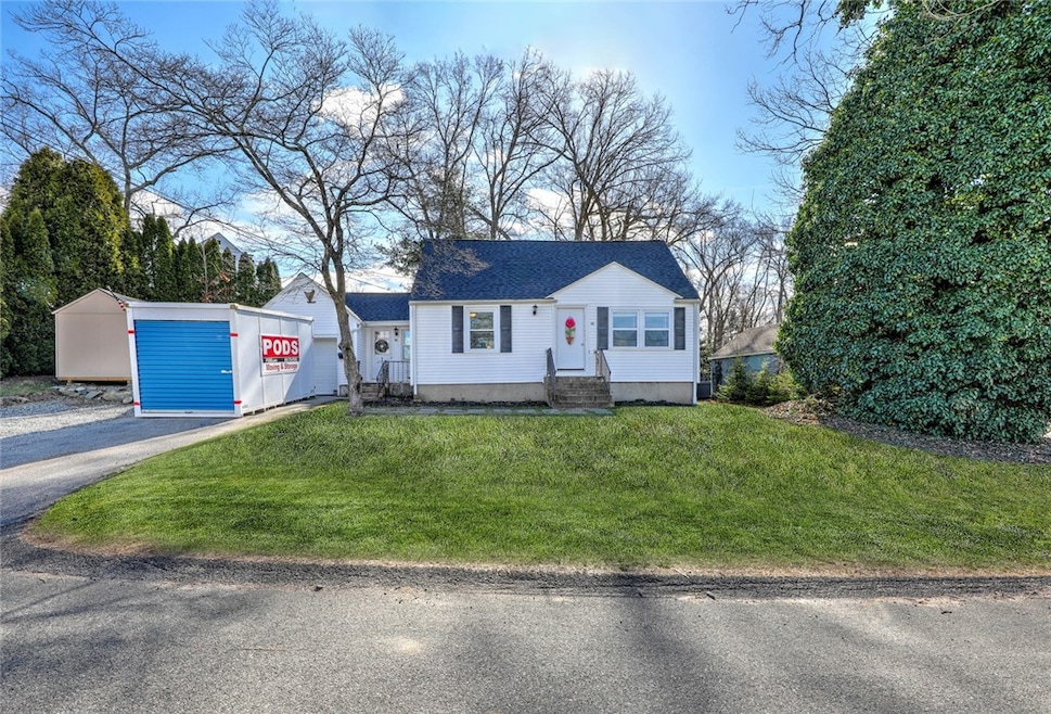 80 Normandy Dr, Cranston, RI 02920 - photo 1